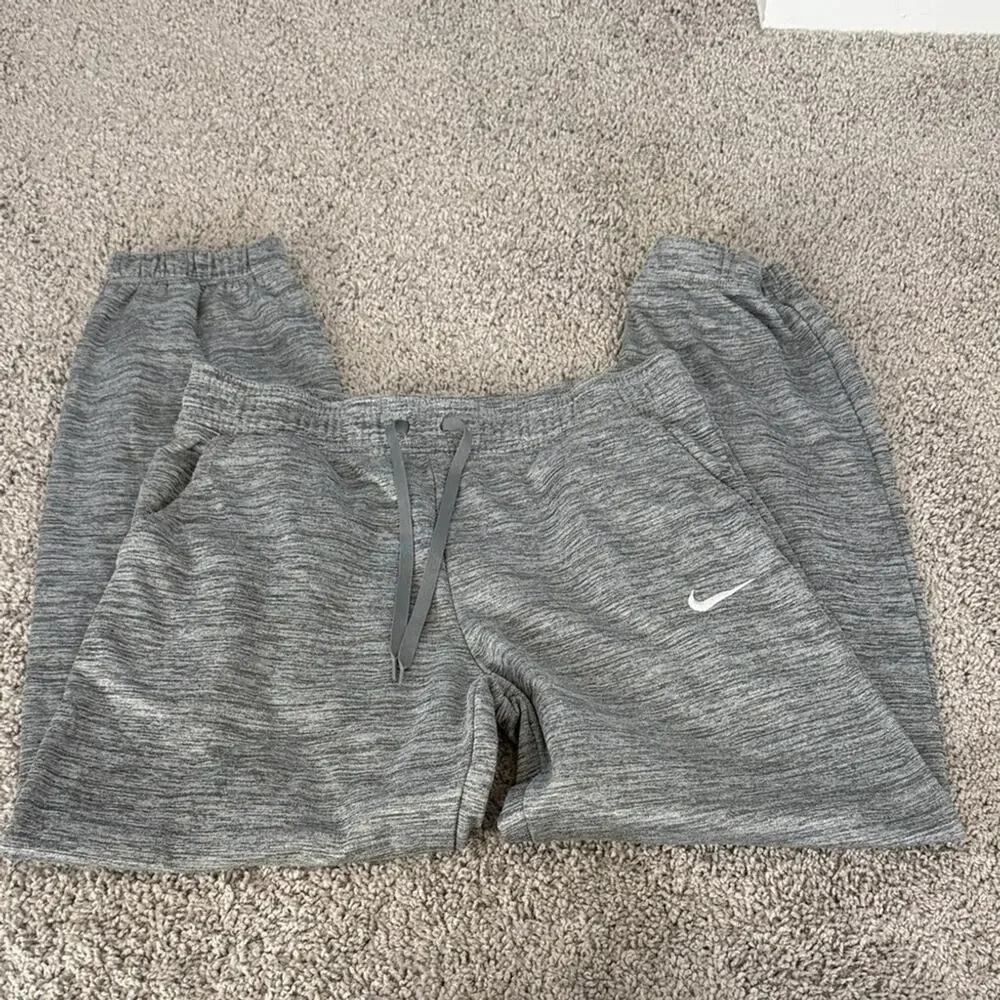 Nike Dri Fit Standard Fit Kids Jogger Sweatpants‎ Gray XLarge